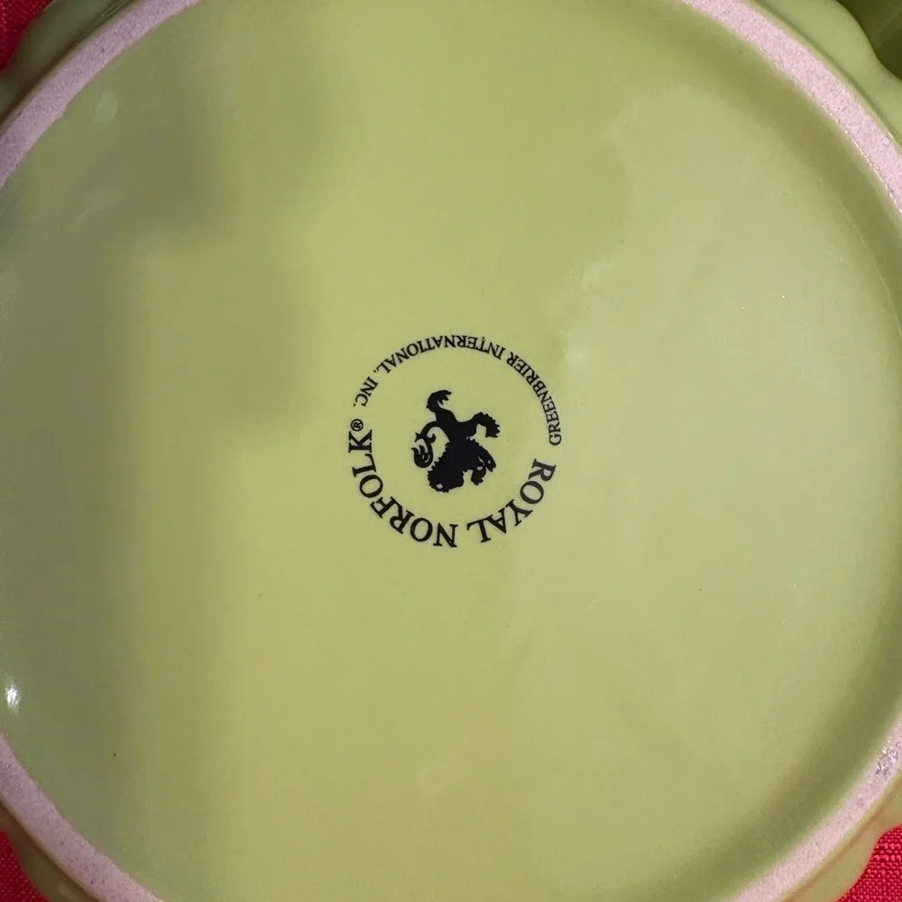 Royal Norfolk Cream and Green Bakeware Trio